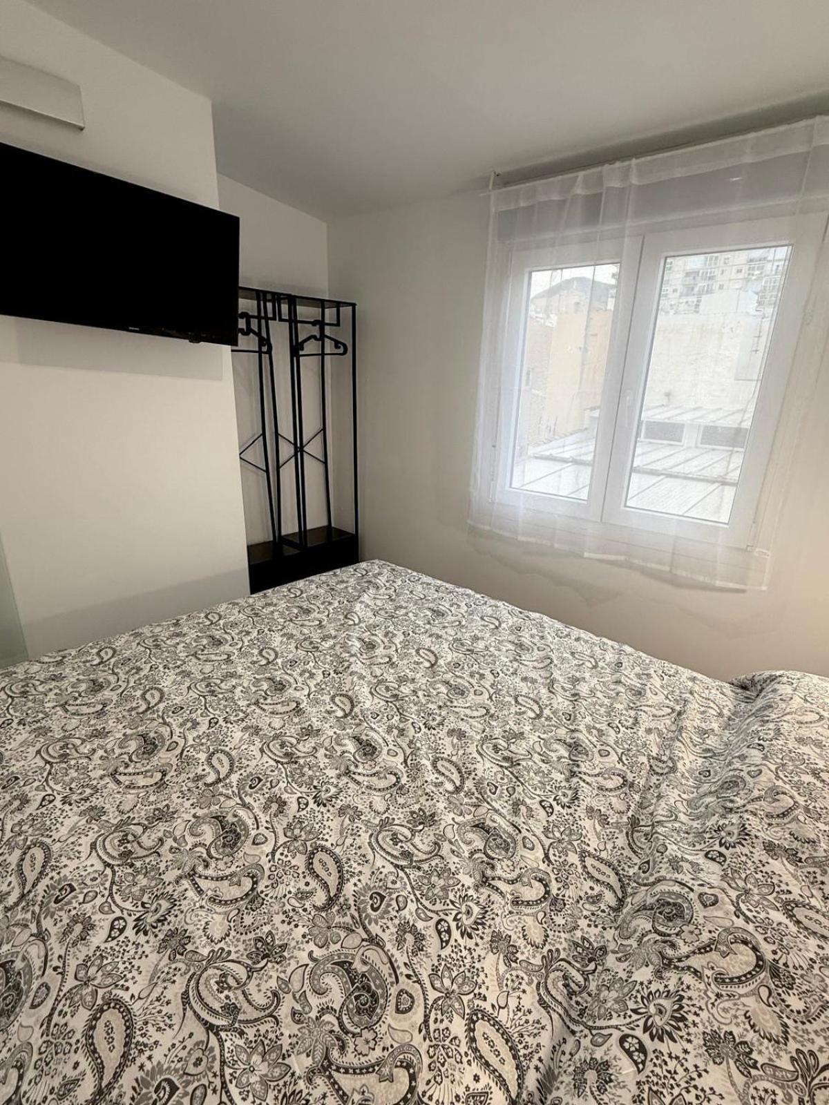 Apartamento Maui Beach En El Palo Málaga Dış mekan fotoğraf