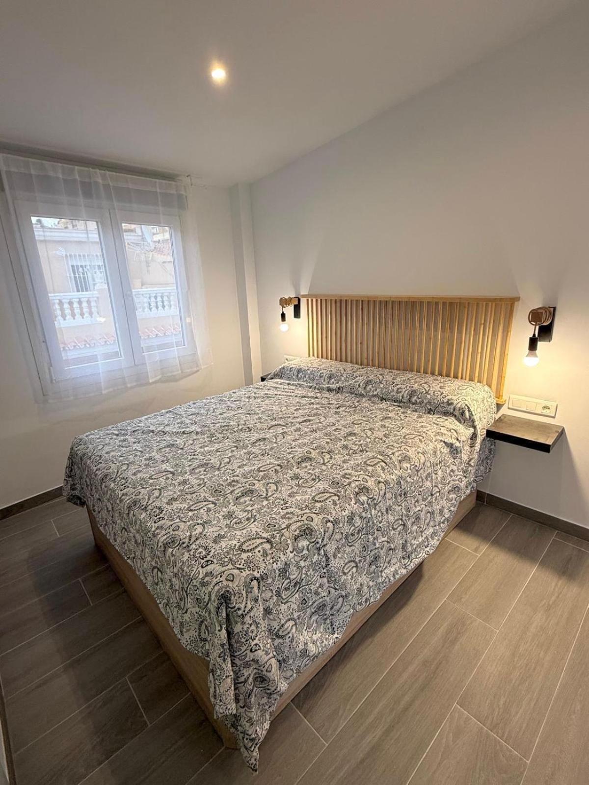 Apartamento Maui Beach En El Palo Málaga Dış mekan fotoğraf